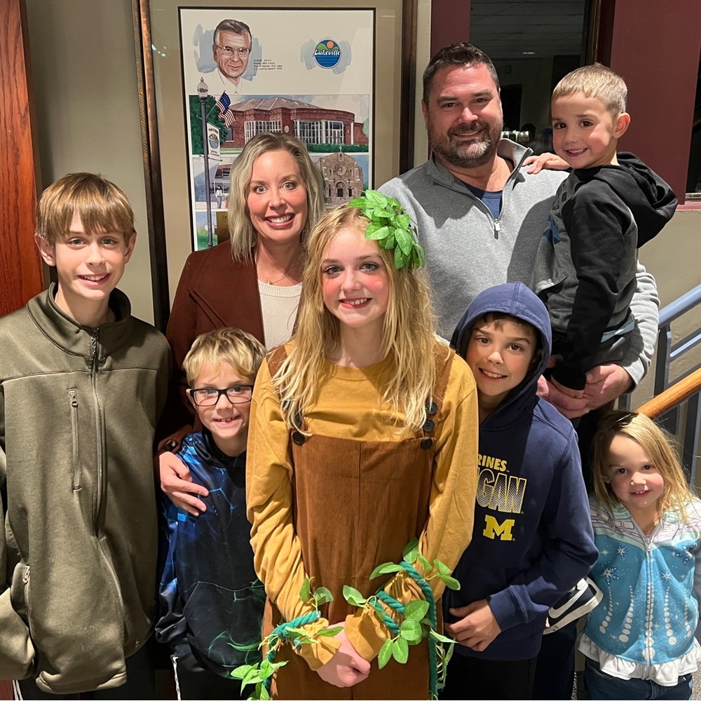 Meet your Posher, Veronica